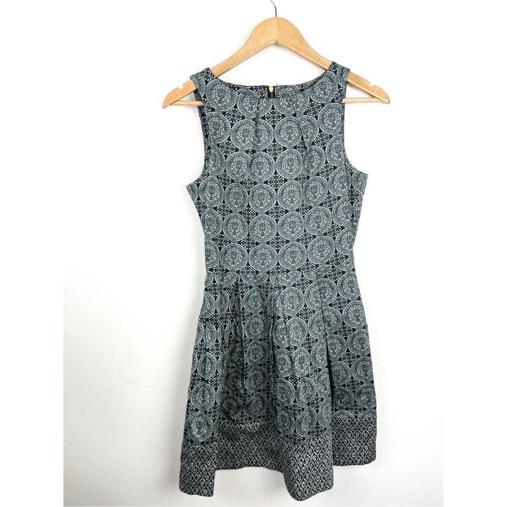 Closet London Grey Medallion Skater Style Dress‎